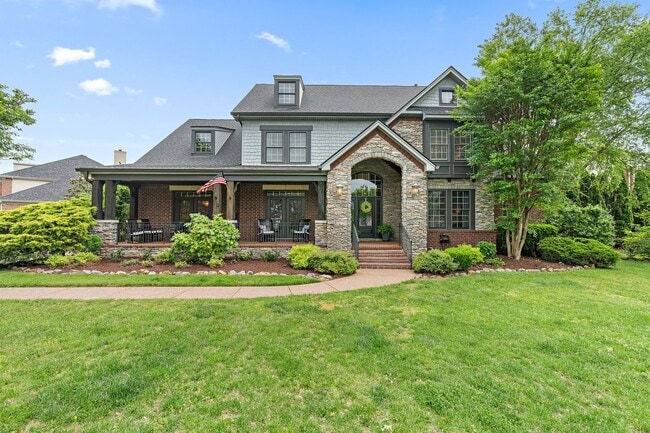 Building Photo - 298 Gillette Dr