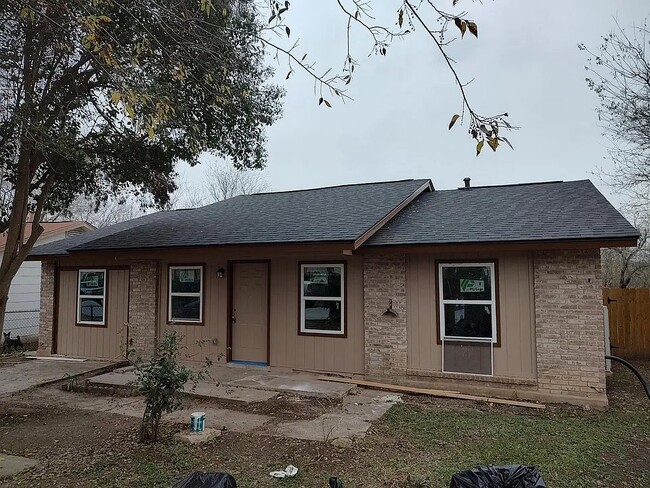 Photo - 8905 Seacliff St House