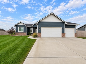 Building Photo - 4606 S Doris Ct
