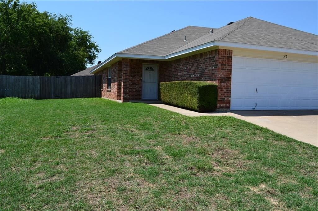 324 Schumacher Dr, Burleson, TX 76028 Townhome Rentals in Burleson TX