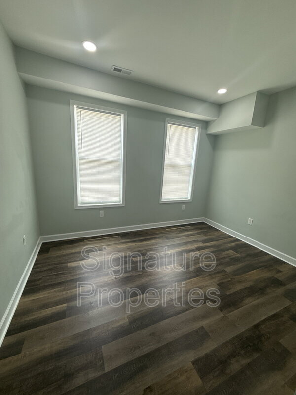 Foto del edificio - 2711 Detroit St
