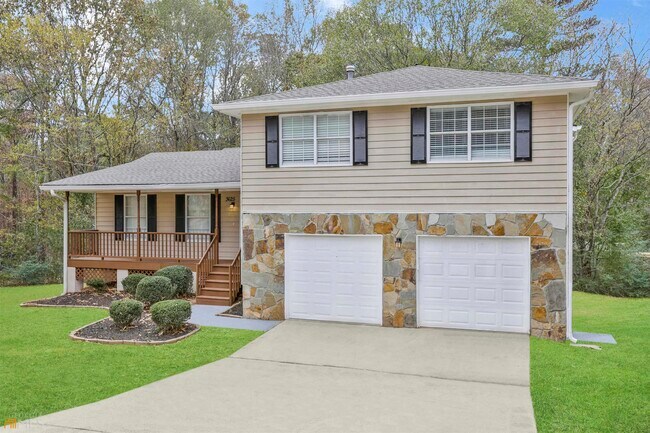 Building Photo - 3625 George Washington Dr