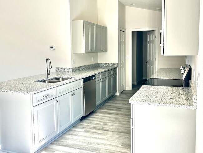 Foto del edificio - New 3/2 Rental Home In The Pines At Citrus Springs