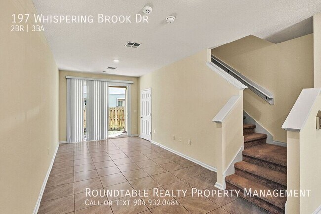 Foto del edificio - 197 Whispering Brk Dr