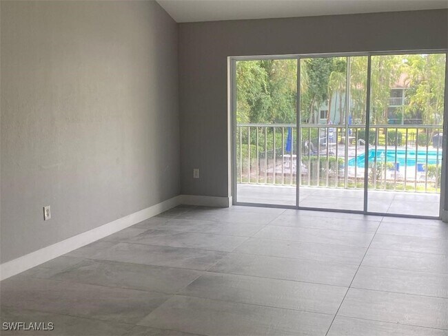 Foto del edificio - 5665 Whitaker Rd