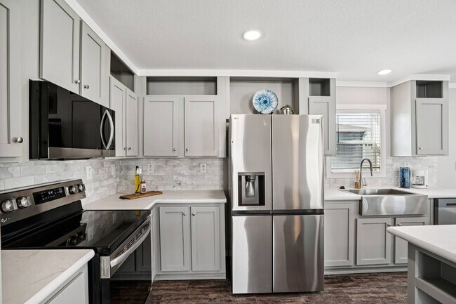 Building Photo - 1603 American Dr