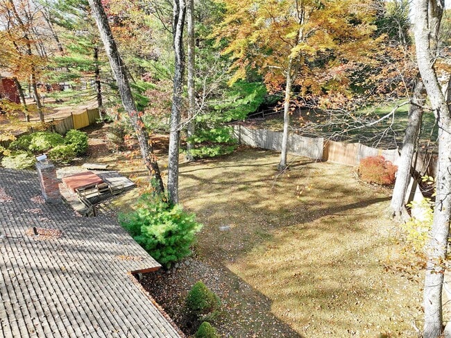 Building Photo - 13 Lomond Ave