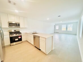 Building Photo - 1376 Diamond Carnation Dr