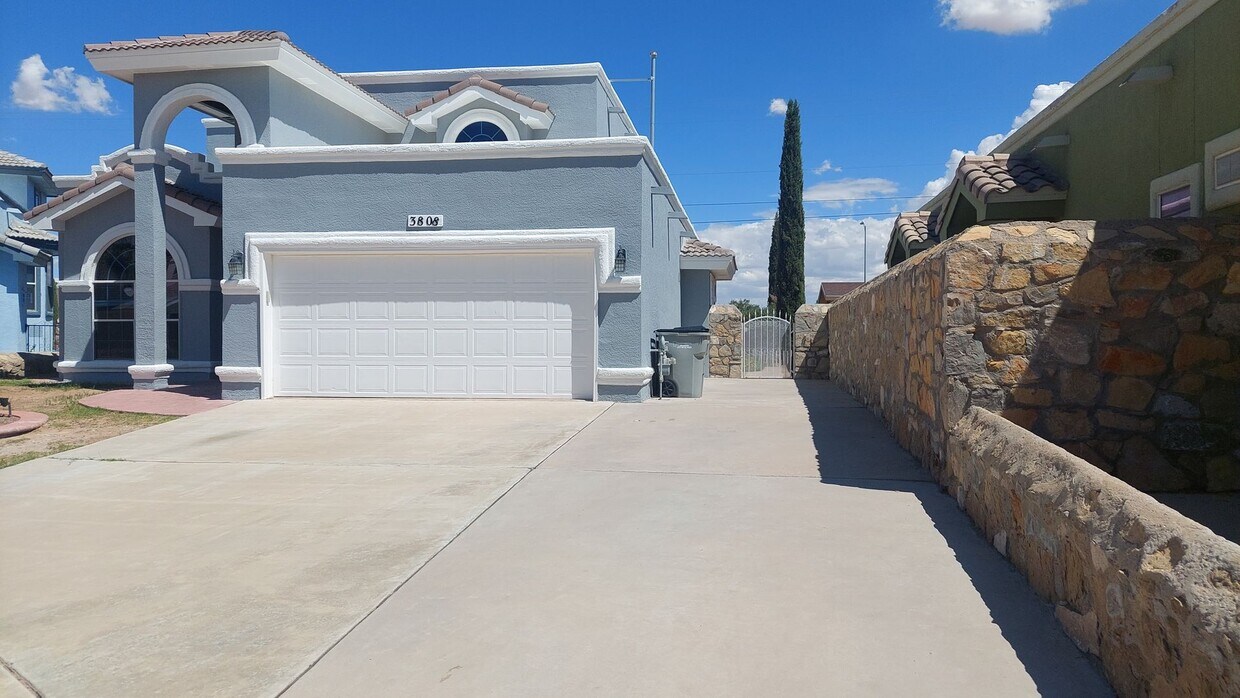 Foto principal - 3808 Tierra Allen Pl