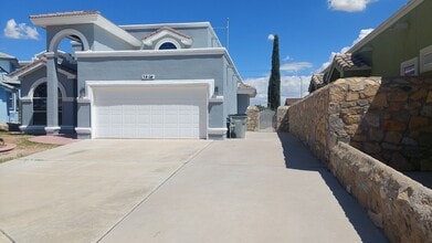 Building Photo - 3808 Tierra Allen Pl
