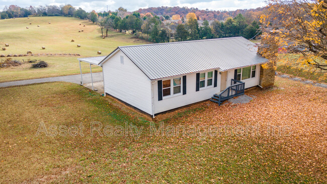 Building Photo - 5108 E Governor John Sevier Hwy