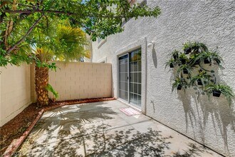Building Photo - 8039 Teresita Ave