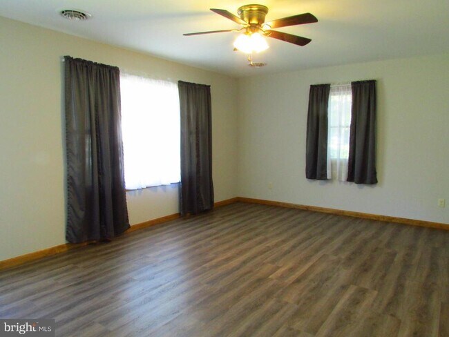 Foto del edificio - 23229 Boat Dock Ct E