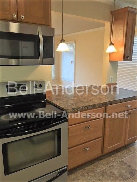 Foto del edificio - 1101 S 38th St