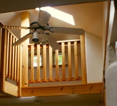 Ventilador de atrio - 1833 NE 52nd Ave