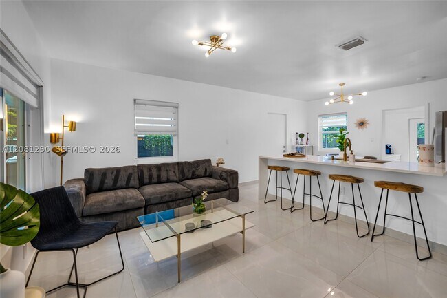 Foto del edificio - 627 SW 7th Ave