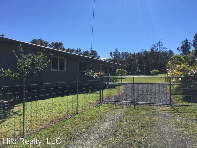 Building Photo - 3 br, 2 bath House - 11-3271-A Mokuna St