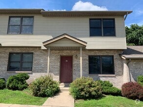 Building Photo - 1385 W Allen St