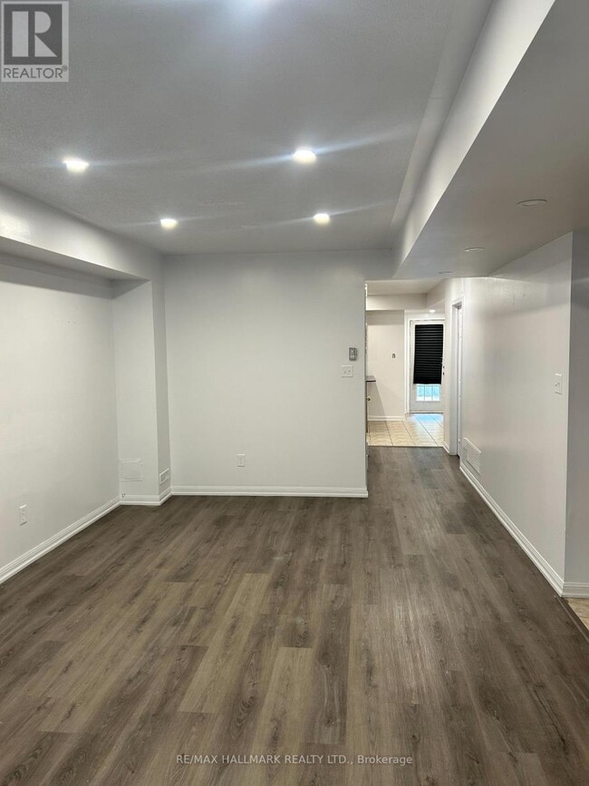 Building Photo - 464 Beach Blvd