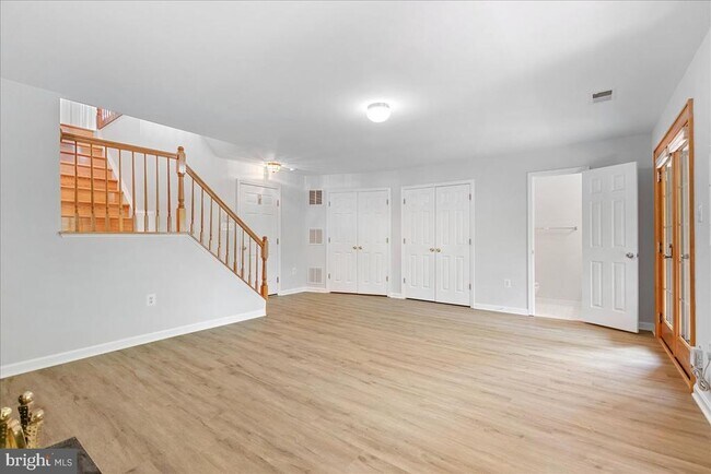 Building Photo - 6003 Mill Cove Ct
