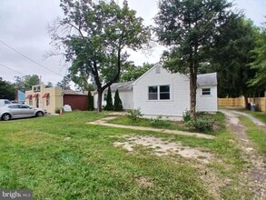 Building Photo - 1785 Williamstown Rd