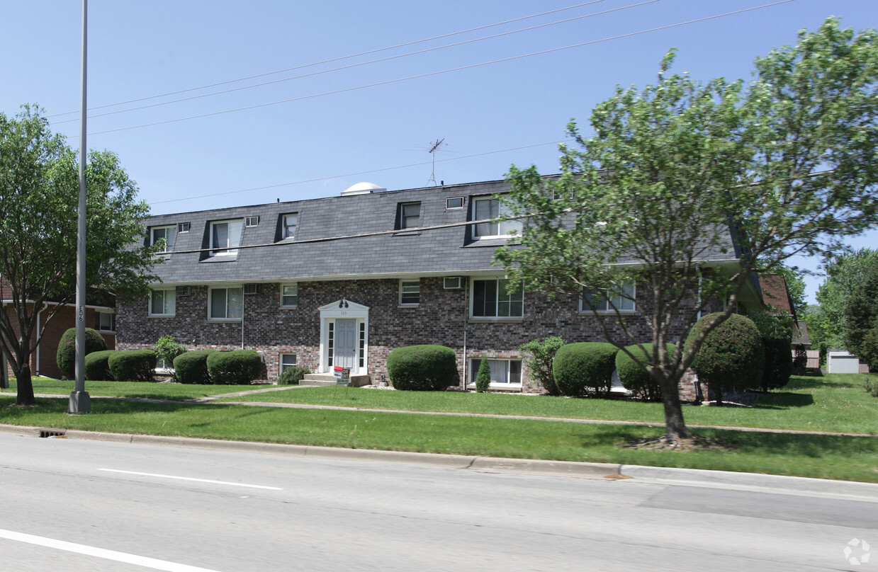 Primary Photo - Twin Oaks West Apartments