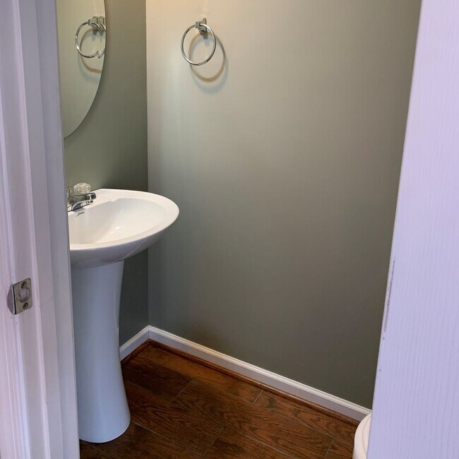 Foto del edificio - Tavern Grove Townhome in Campbell County