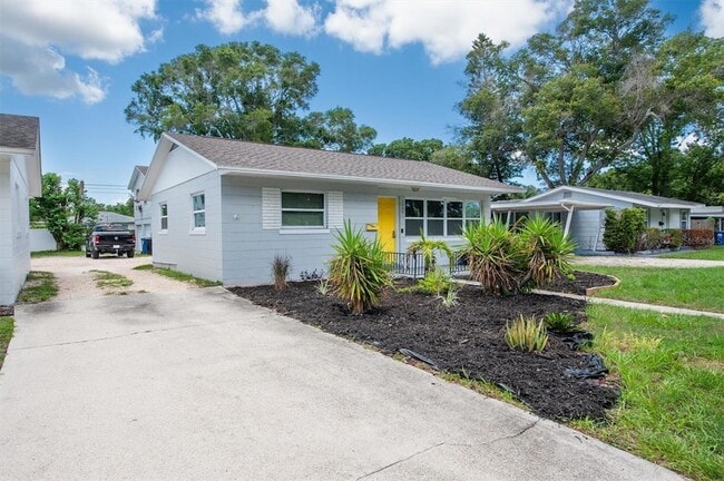 Photo - 5442 9th Ave N House