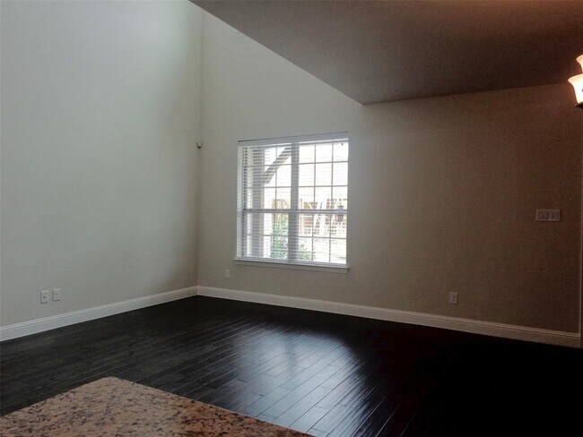 Building Photo - 4665 Dozier Rd