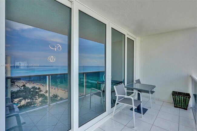 Foto del edificio - 3725 S Ocean Dr