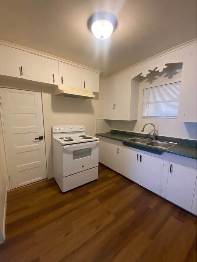 Foto del edificio - 617 S Nebraska Ave