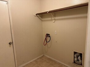 Building Photo - 2203 Cold River Dr