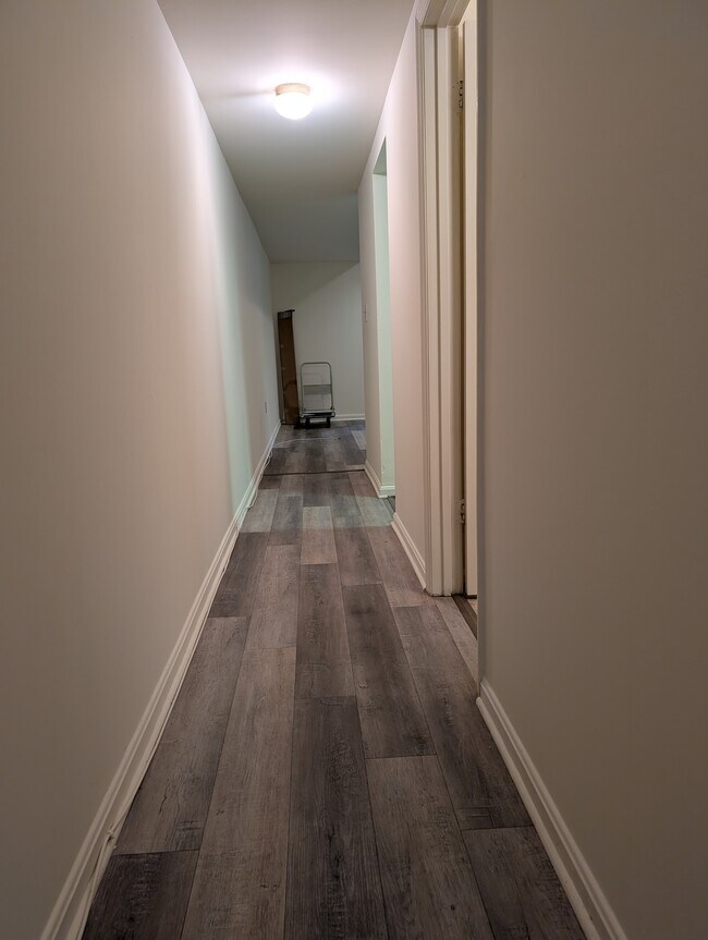 Foto del edificio - 2634 N Charles St
