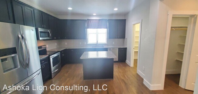 Foto del edificio - 2 br, 2.5 bath House - 1303 Palm Springs Ln