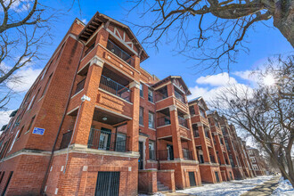 Building Photo - 5401 S University Ave