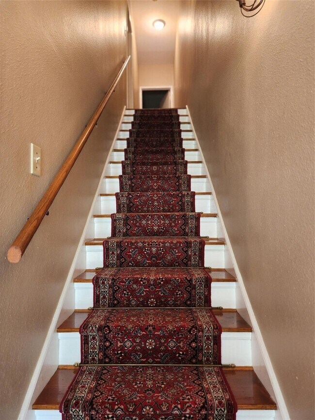 Building Photo - 7399 Regency Square Ct