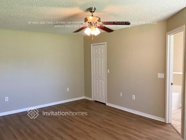 Building Photo - 2314 Umbrella Tree Dr