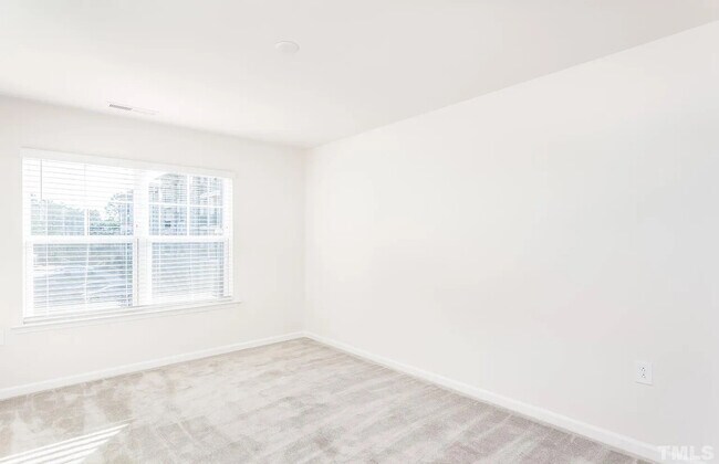 Building Photo - 5704 Kalamata Dr