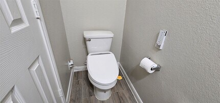 Building Photo - 17143 Wilthorne Colony Ct