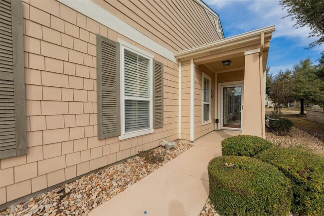Building Photo - 104 Honey Creek Trail