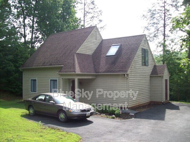 Foto del edificio - 1617 Sagewood Dr