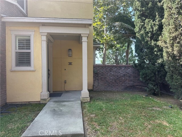 Building Photo - 321 S Glendora Ave