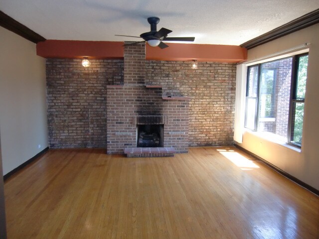 Foto principal - 930 W Gordon Ter