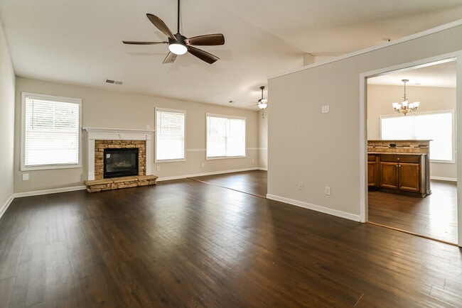 Building Photo - 3853 Plymouth Rock Drive