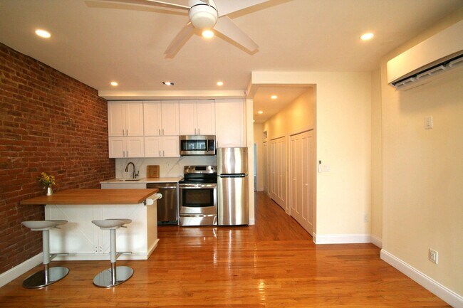 Foto del edificio - 142 Sussex St
