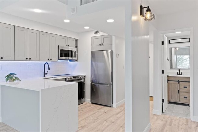 Foto del edificio - 2900 NE 30th St