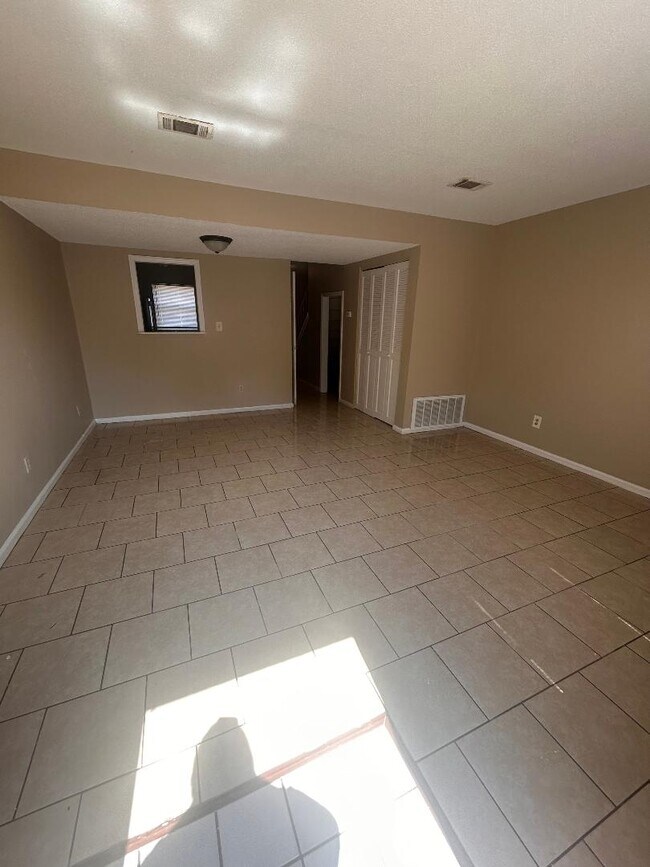 Foto del edificio - 3009 Fairview Dr