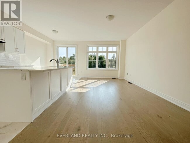 Building Photo - 50 Hercules Clb Dr