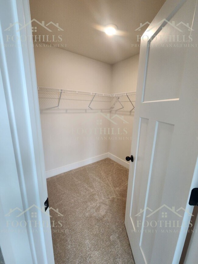 Foto del edificio - 253 Silo Rdg Dr