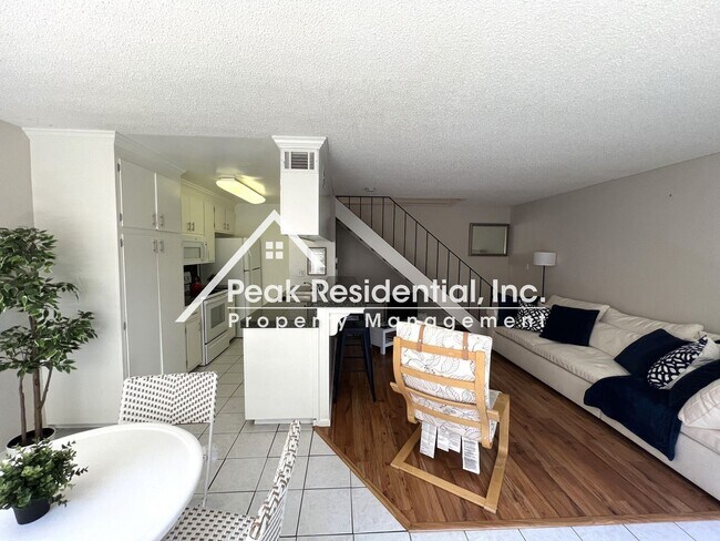 Building Photo - 2 br, 1 bath House - 9067 Pinata Wy #3